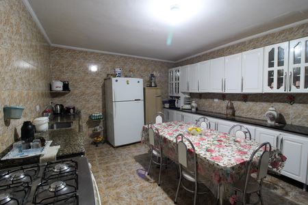 Casa à venda com 165m², 3 quartos e 4 vagas Casa à venda com 165m², 3 quartos e 4 vagasCozinha