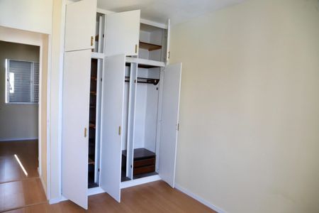 Apartamento para alugar com 54m², 2 quartos e 1 vagaQuarto