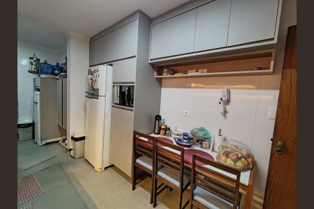 Cozinha de apartamento à venda com 3 quartos, 120m² em Vila Buarque, São Paulo