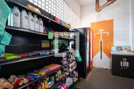 Apartamento à venda com 40m², 2 quartos e 1 vagaMini Mercado