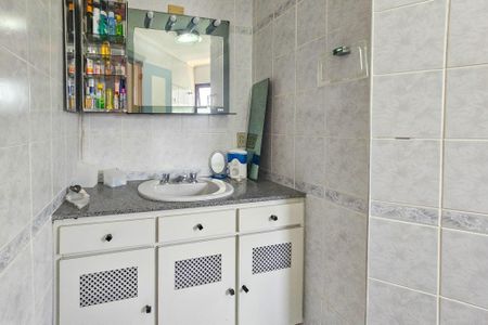 Apartamento para alugar com 180m², 3 quartos e 2 vagas
