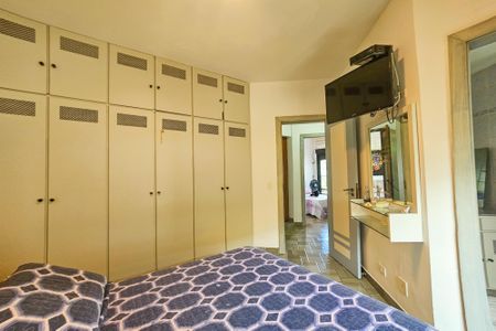 Apartamento para alugar com 180m², 3 quartos e 2 vagas