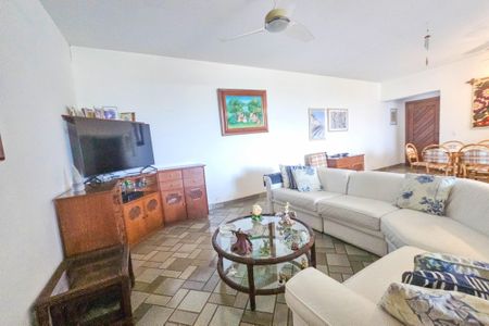 Apartamento para alugar com 180m², 3 quartos e 2 vagas
