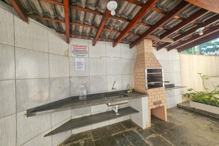 Apartamento para alugar com 180m², 3 quartos e 2 vagas