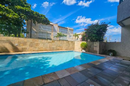 Apartamento para alugar com 180m², 3 quartos e 2 vagas