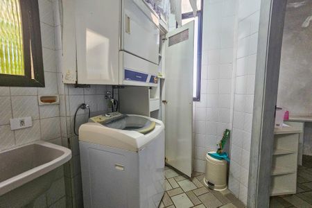 Apartamento para alugar com 180m², 3 quartos e 2 vagas