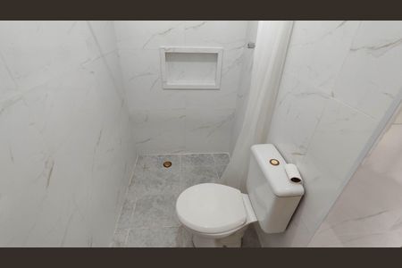 Apartamento para alugar com 48m², 2 quartos e 1 vaga Apartamento para alugar com 48m², 2 quartos e 1 vagaBanheiro