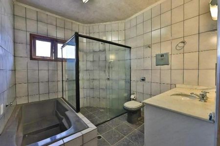 Casa à venda com 180m², 3 quartos e 4 vagas