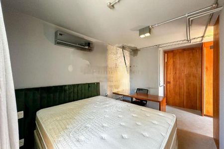 Apartamento à venda com 71m², 1 quarto e 2 vagas