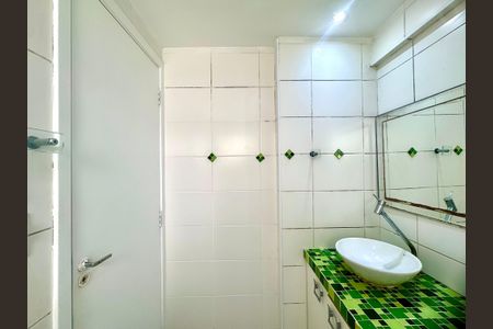 Apartamento à venda com 63m², 3 quartos e 1 vagaBanheiro 2