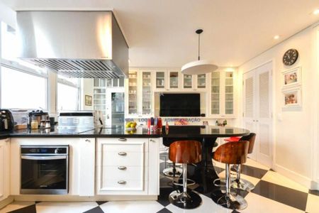 Apartamento à venda com 350m², 4 quartos e 3 vagas