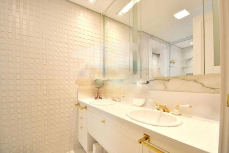 Apartamento à venda com 350m², 4 quartos e 3 vagas