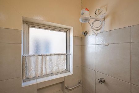 Banheiro de casa para alugar com 1 quarto, 37m² em Sumaré, São Paulo