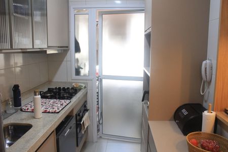 Apartamento para alugar com 68m², 2 quartos e 2 vagasCozinha