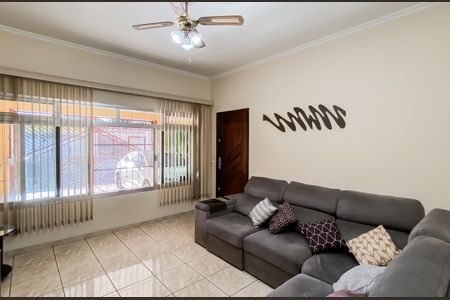 Sala  de casa à venda com 4 quartos, 200m² em Vila Ré, São Paulo