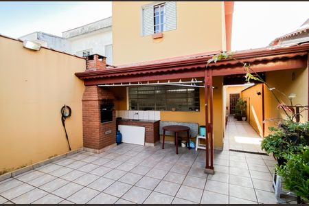 Casa à venda com 200m², 4 quartos e 2 vagasQuintal 
