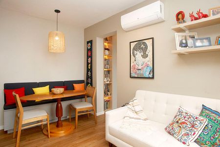 Apartamento à venda com 46m², 1 quarto e 1 vagaSala