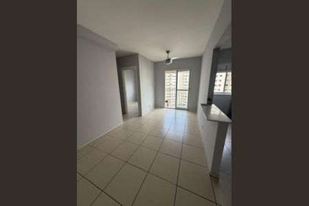 Sala de apartamento para alugar com 2 quartos, 55m² em Del Castilho, Rio de Janeiro