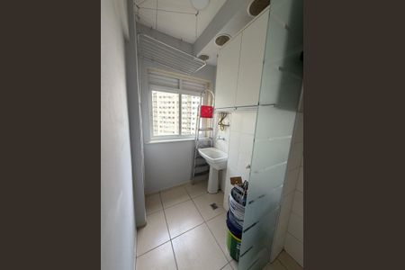 Apartamento para alugar com 55m², 2 quartos e 1 vagaÁrea de serviço