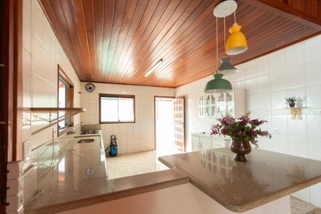 Casa de condomínio para alugar com 349m², 4 quartos e 4 vagas Casa de condomínio para alugar com 349m², 4 quartos e 4 vagasCozinha
