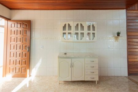 Casa de condomínio para alugar com 349m², 4 quartos e 4 vagas Casa de condomínio para alugar com 349m², 4 quartos e 4 vagasCozinha