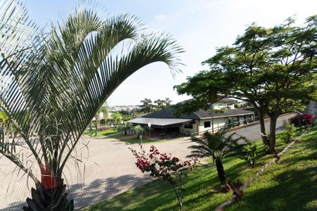 Casa de condomínio para alugar com 349m², 4 quartos e 4 vagas Casa de condomínio para alugar com 349m², 4 quartos e 4 vagasÁrea comum