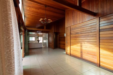 Sala de casa de condomínio para alugar com 4 quartos, 349m² em Jardim Ibiti do Paco, Sorocaba
