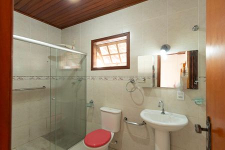 Casa de condomínio para alugar com 349m², 4 quartos e 4 vagas Casa de condomínio para alugar com 349m², 4 quartos e 4 vagasBanheiro Suíte 2