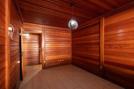 Casa de condomínio para alugar com 349m², 4 quartos e 4 vagas Casa de condomínio para alugar com 349m², 4 quartos e 4 vagasQuarto 1