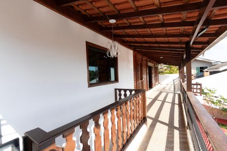 Casa de condomínio para alugar com 349m², 4 quartos e 4 vagas Casa de condomínio para alugar com 349m², 4 quartos e 4 vagasVaranda Sala