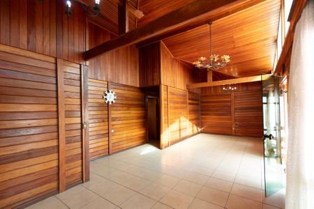 Sala de casa de condomínio para alugar com 4 quartos, 349m² em Jardim Ibiti do Paco, Sorocaba