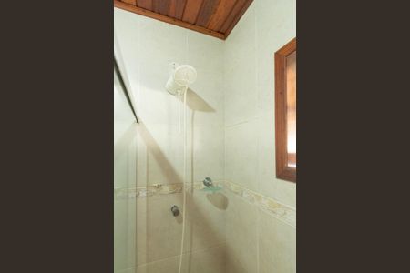 Casa de condomínio para alugar com 349m², 4 quartos e 4 vagas Casa de condomínio para alugar com 349m², 4 quartos e 4 vagasBanheiro Suíte 1
