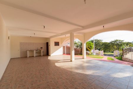 Casa de condomínio para alugar com 349m², 4 quartos e 4 vagas Casa de condomínio para alugar com 349m², 4 quartos e 4 vagasGaragem