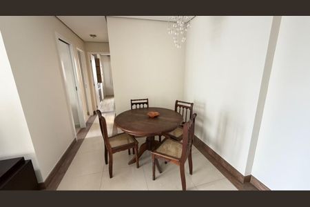 Apartamento à venda com 74m², 3 quartos e 2 vagasFoto 03