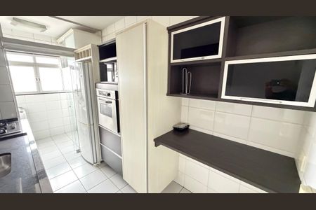 Apartamento à venda com 74m², 3 quartos e 2 vagasFoto 08