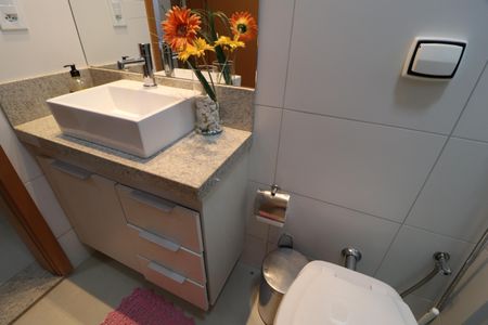 Apartamento para alugar com 73m², 2 quartos e 2 vagasBanheiro Social