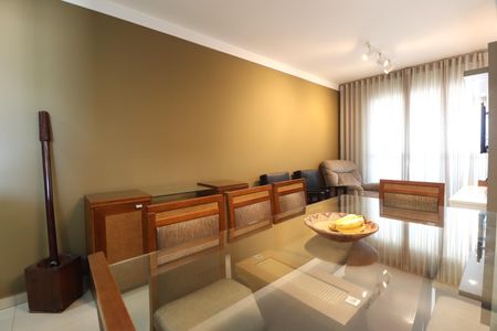 Apartamento para alugar com 73m², 2 quartos e 2 vagasSala