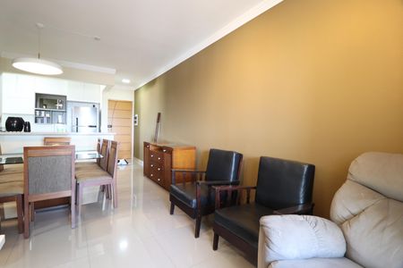 Sala de apartamento para alugar com 2 quartos, 73m² em Santa Mônica, Uberlândia