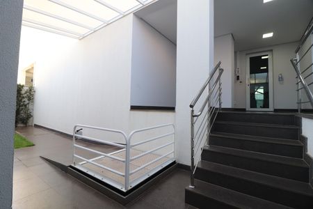 Apartamento para alugar com 73m², 2 quartos e 2 vagasElevador cadeirante