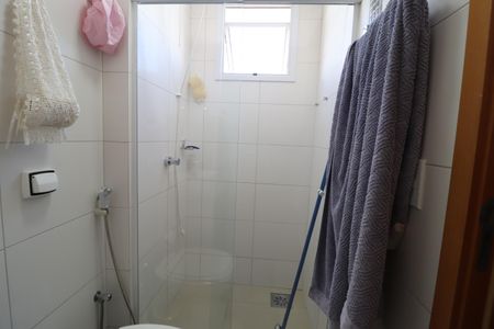 Apartamento para alugar com 73m², 2 quartos e 2 vagasBanheiro do Quarto 2