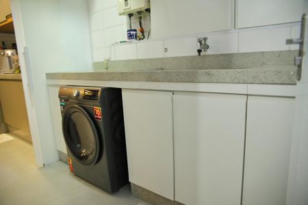 Casa à venda com 108m², 2 quartos e 3 vagasÁrea de Serviço