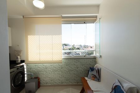 Apartamento para alugar com 55m², 2 quartos e 1 vaga Apartamento para alugar com 55m², 2 quartos e 1 vagaVaranda sala / Área de Serviço