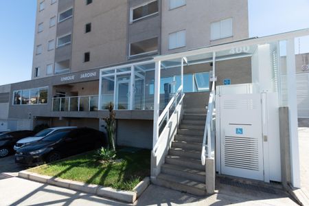 Apartamento para alugar com 55m², 2 quartos e 1 vaga Apartamento para alugar com 55m², 2 quartos e 1 vagaFachada