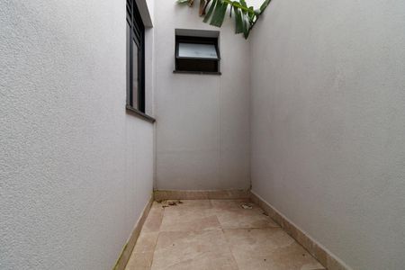 Apartamento à venda com 45m², 2 quartos e 1 vagaÁrea de Serviço