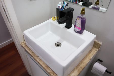 Apartamento para alugar com 55m², 2 quartos e 1 vaga Apartamento para alugar com 55m², 2 quartos e 1 vagaBanheiro