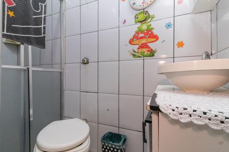 Casa à venda com 180m², 4 quartos e 2 vagasBanheiro 2