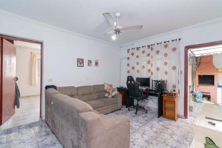 Casa à venda com 180m², 4 quartos e 2 vagasSala