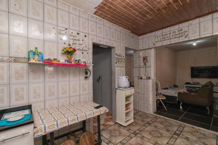 Casa à venda com 180m², 4 quartos e 2 vagasCozinha 2