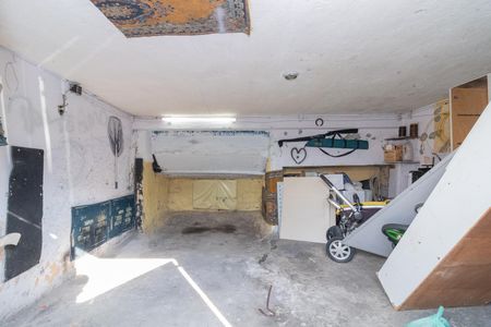 Casa à venda com 180m², 4 quartos e 2 vagasGaragem 1