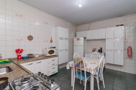 Casa à venda com 180m², 4 quartos e 2 vagasCozinha 1